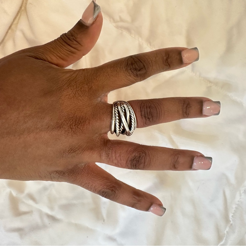 David Yurman Crossover Ring - Picture 9 of 11